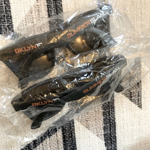 WWE SummerSlam Sunglasses (set of 2) - Picture 1 of 4